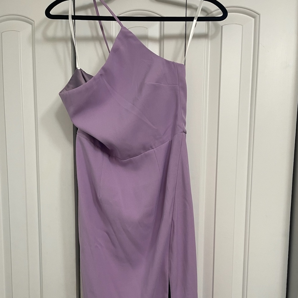 New with Tags Lovers + Friends Lazo Midi Dress in Lilac